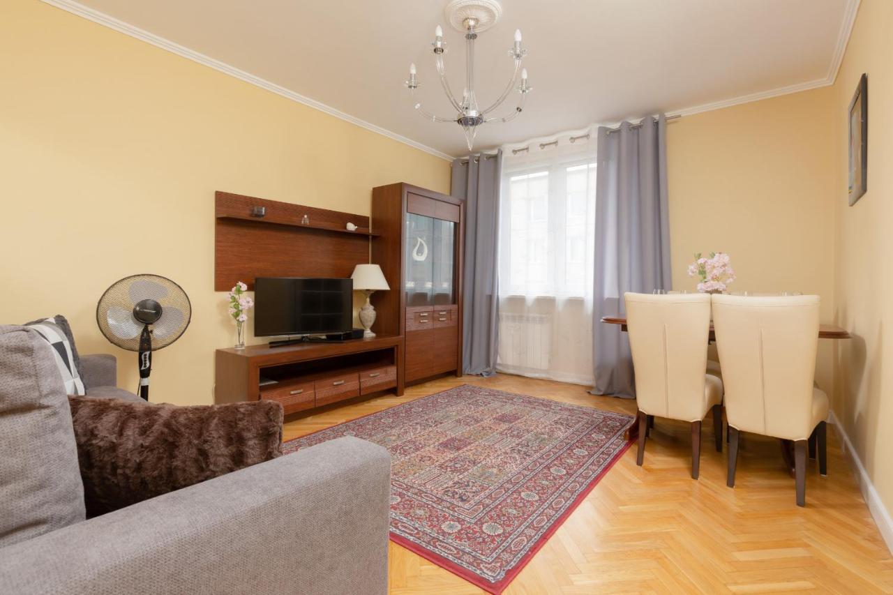 Miodowa Apartment Krasinski Garden Warsaw By Noclegi Renters Exteriér fotografie