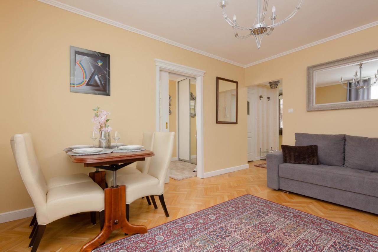 Miodowa Apartment Krasinski Garden Warsaw By Noclegi Renters Exteriér fotografie